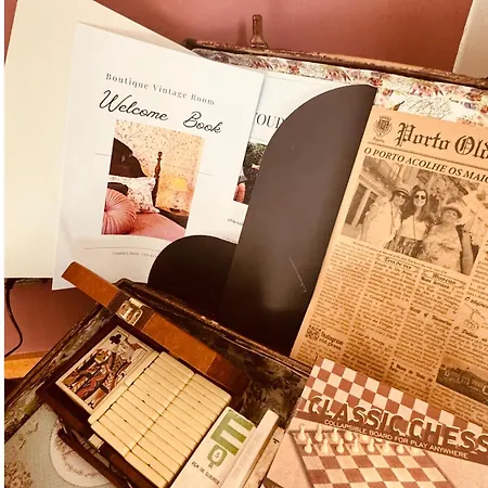 Vintage Boutique ホームステイ ラーヴラ